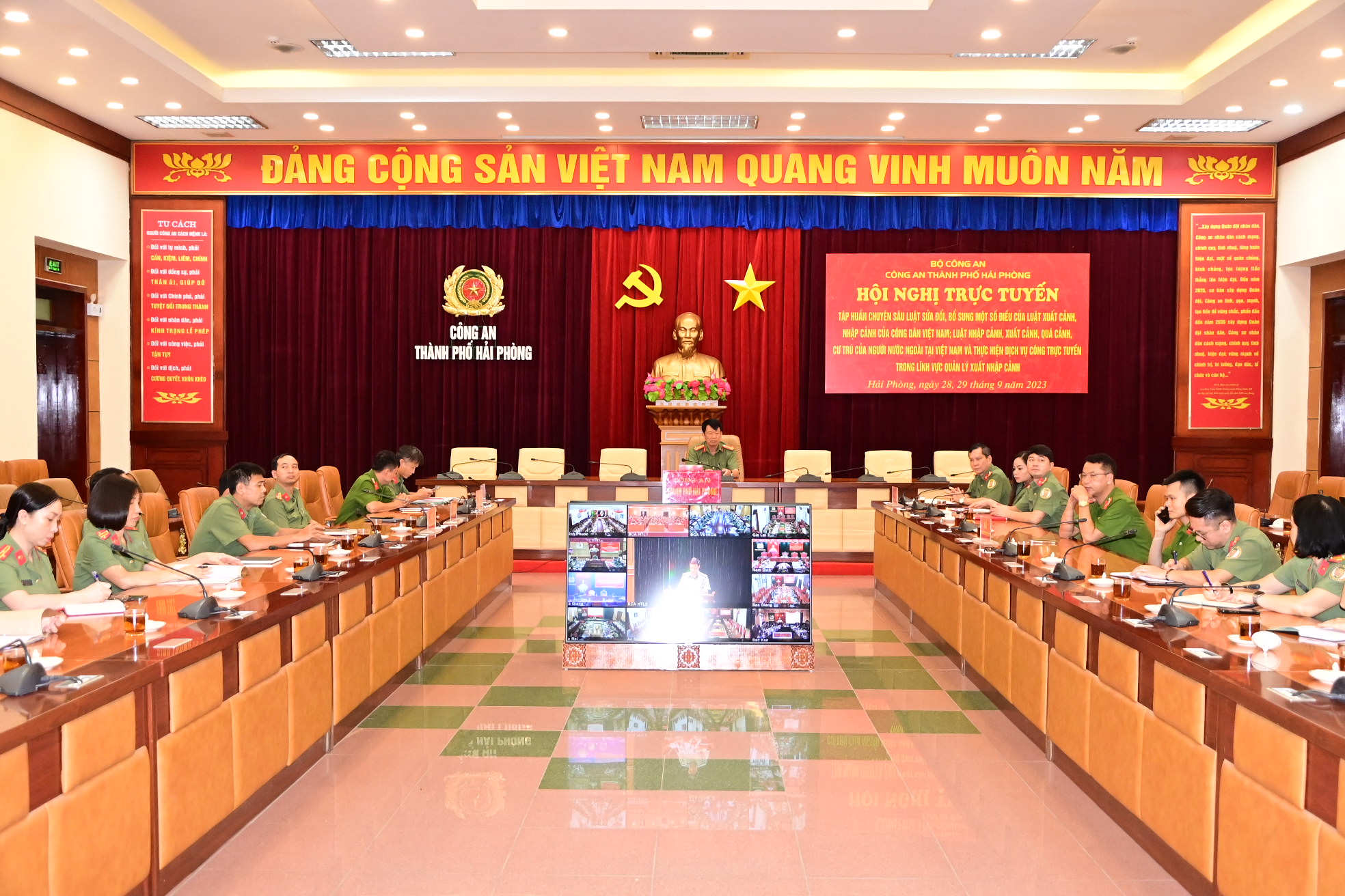 Tiếp tục nâng cao hiệu quả công tác quản lý nhà nước trong lĩnh vực xuất cảnh, nhập cảnh